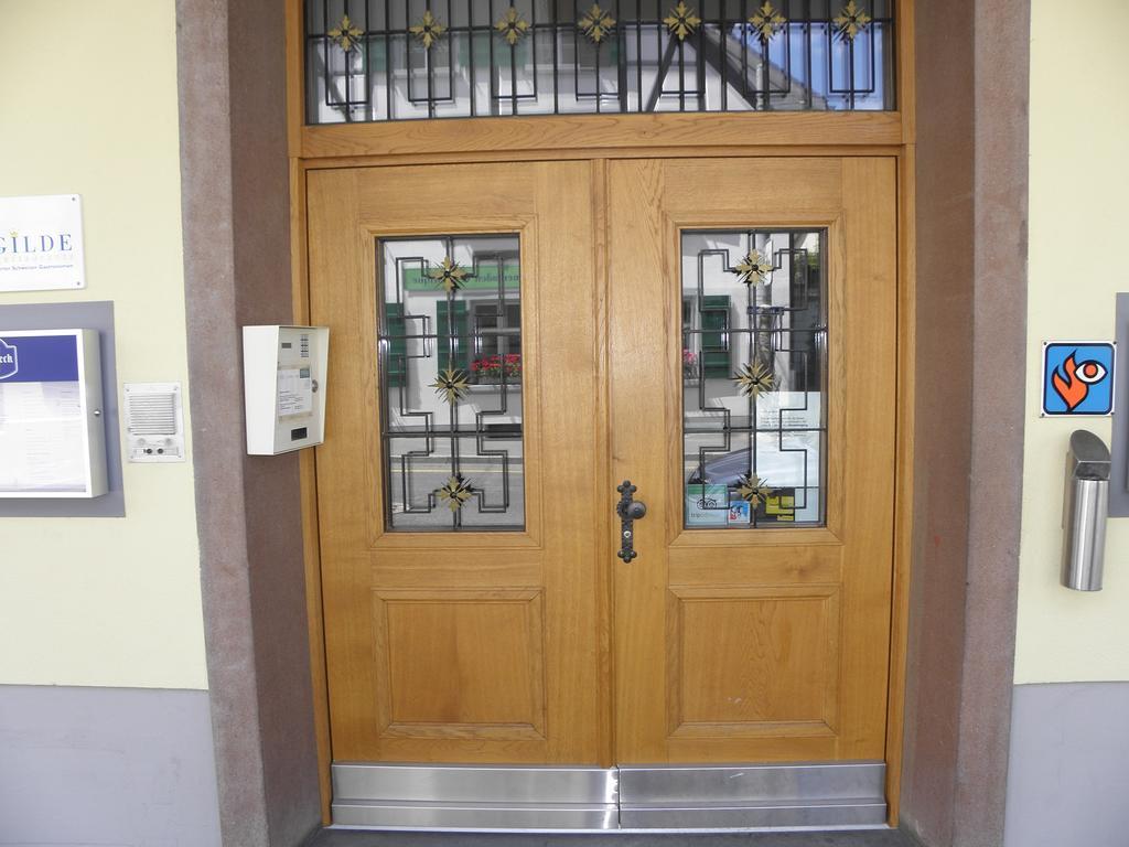 Hotel Roessli Allschwil Luaran gambar